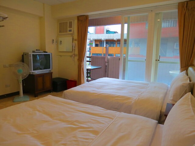 イージー ステイ 九份 (易居背包客客棧)