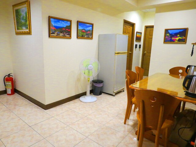 イージー ステイ 九份 (易居背包客客棧)