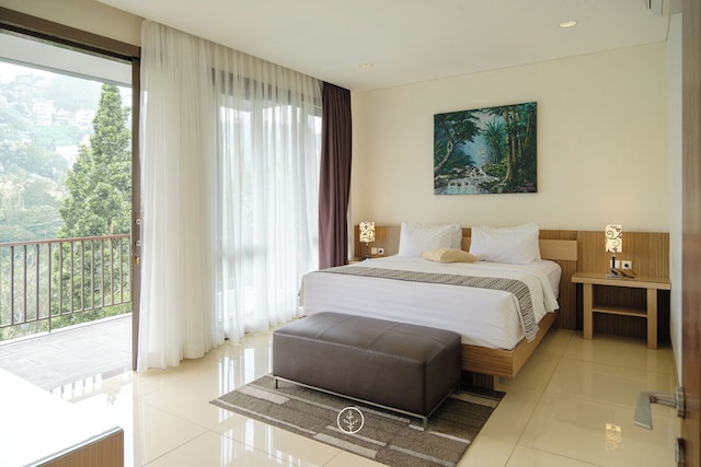 チューリップ ヒル ビュー 6 ベッドルーム ヴィラ ウィズ プール & ムービールーム