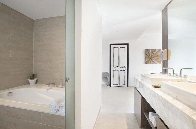 カマニイヤ プティテンゲット スミニャック