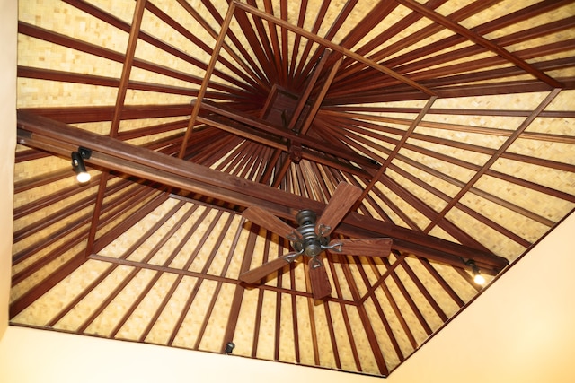 ムルニの家とスパ