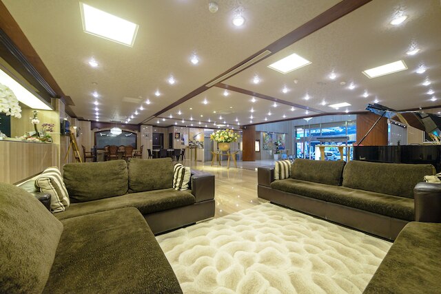 チアイ キング ホテル (嘉義皇爵大飯店)