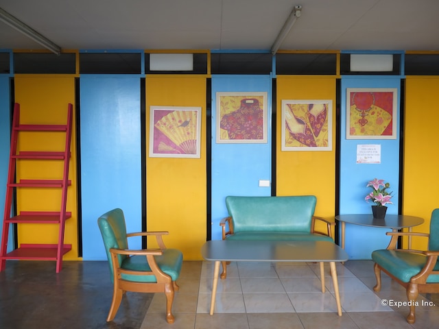 アリシア タワー レジデンシーズ - アダルト オンリー - ホステル