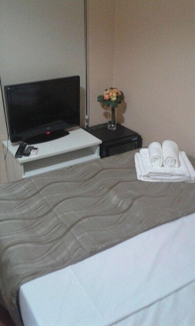 ローズ ルームズ アパート