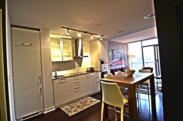 トロント エスケープ - オニキス スイート