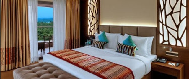 ザ ファーン カダンバ ホテル アンド スパ