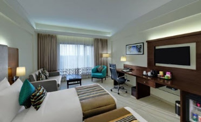 ザ ファーン カダンバ ホテル アンド スパ