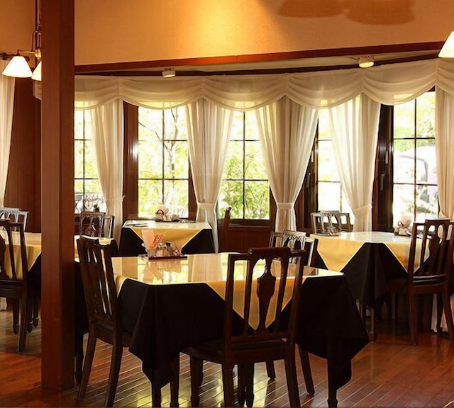 洋風旅館 ぴのん