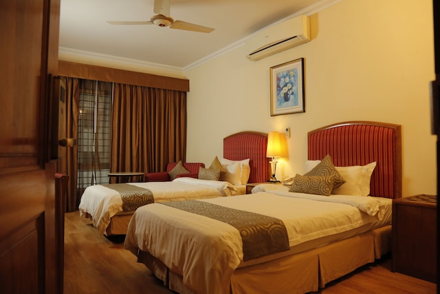 ホテル スイス ガーデン