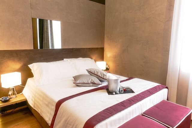 サン スイート ラグジュアリー パンテオン