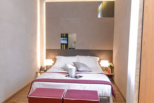 サン スイート ラグジュアリー パンテオン