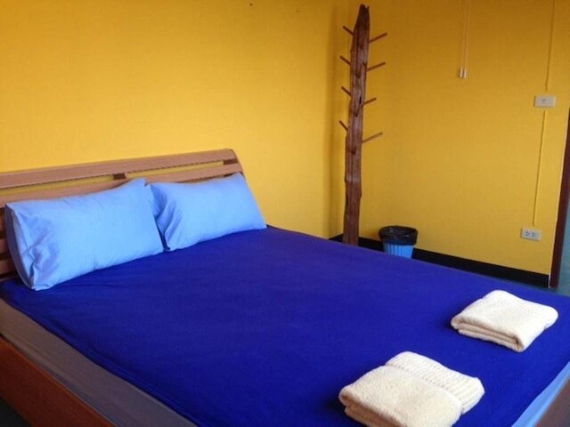 ジャストチルイン - ホステル