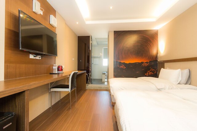 ユハオ ホテル新竹 (悅豪大飯店新竹館)