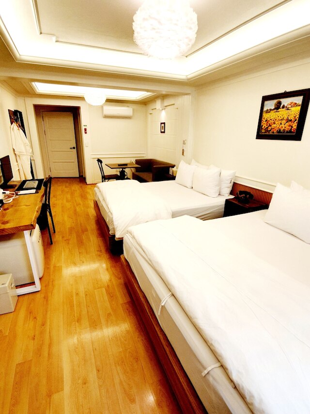 ユーニード ホテル