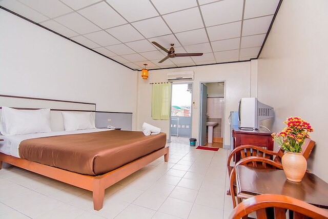 サタス コート 3