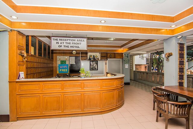 サタス コート 3