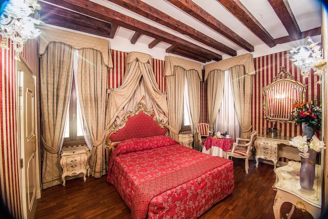 ディモーラ ドガーレ