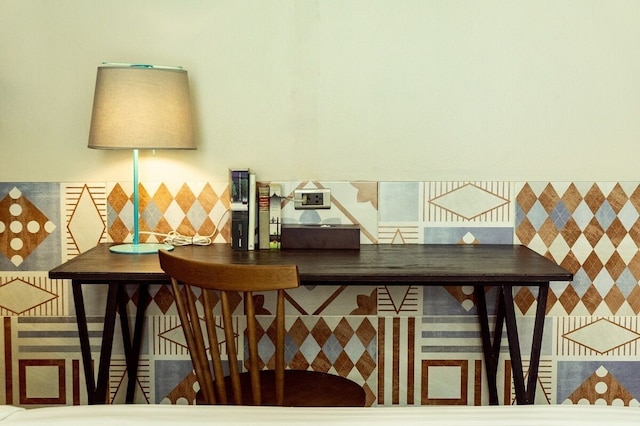 ティンツ オブ ブルー ホテル