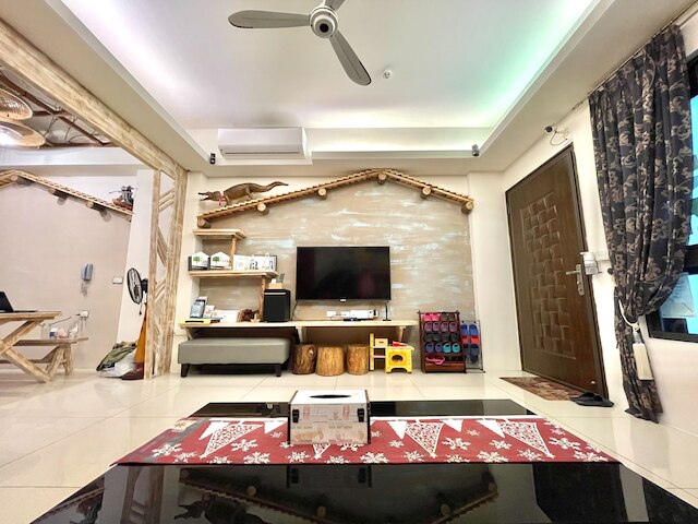 アンピン 72 ホステル (安平 72 號民宿)