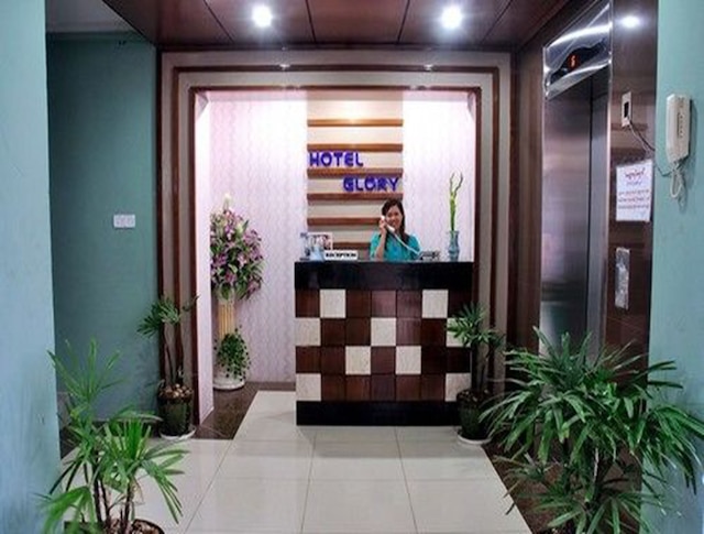 ホテル グローリー