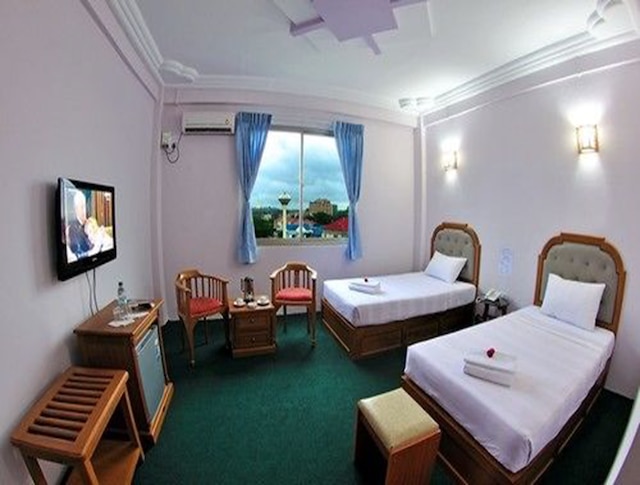 ホテル グローリー