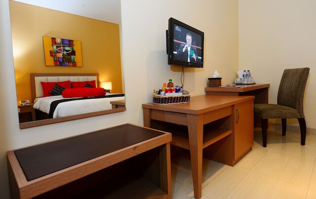 ホテル スカーレット マカッサル