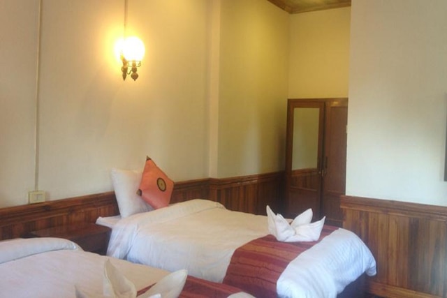 ナムカン リバーサイド ホテル