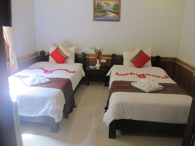 ゴールデン ロータス プレイス