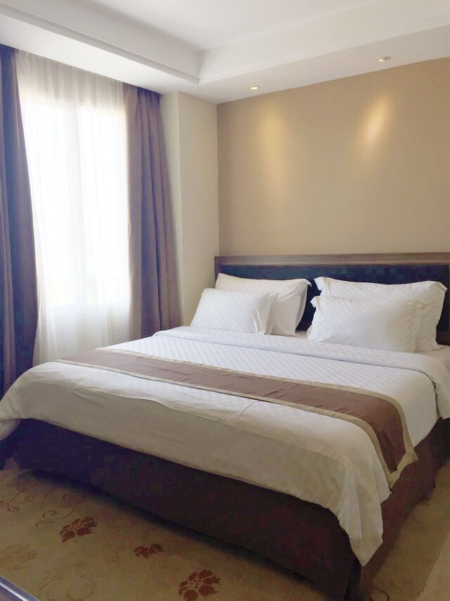 トラベラーズ ホテル ピニシ