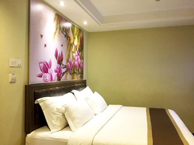 トラベラーズ ホテル ピニシ