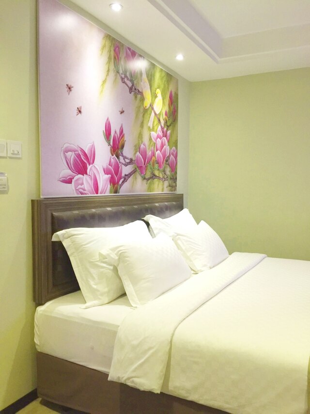 トラベラーズ ホテル ピニシ