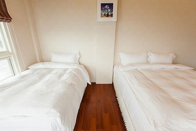 フーリー ワン B & B (富麗灣景觀民宿)