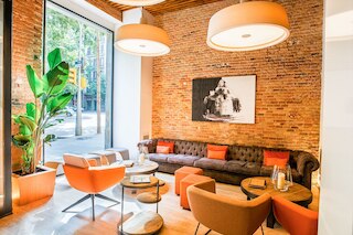 ホテル ウェル アンド カム バルセロナ