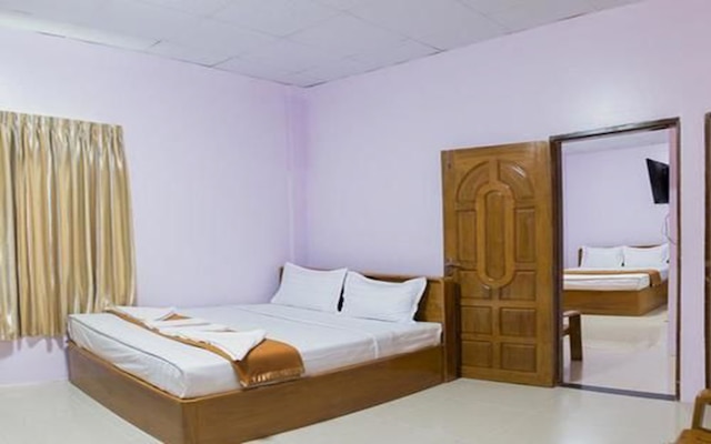 アウン タ ピイ ホテル 3