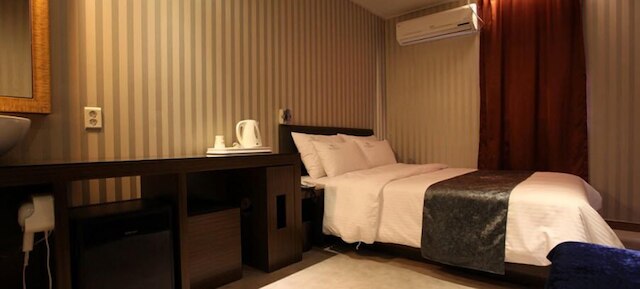 ライン プラス ホテル