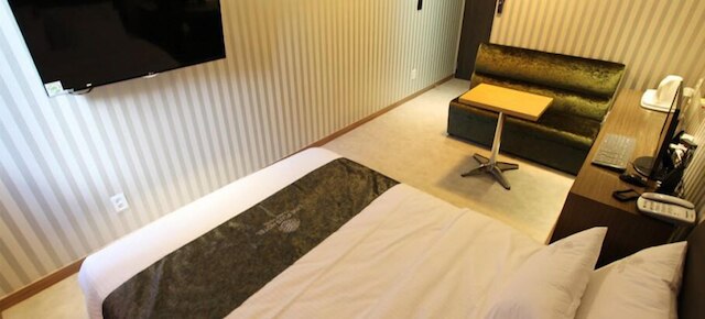 ライン プラス ホテル