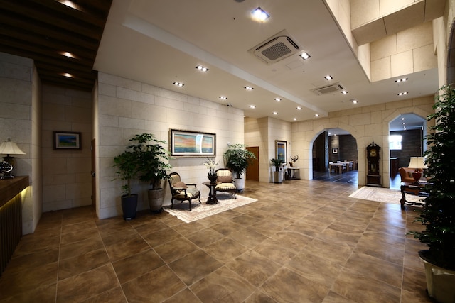 ベニキア ザ H ホテル