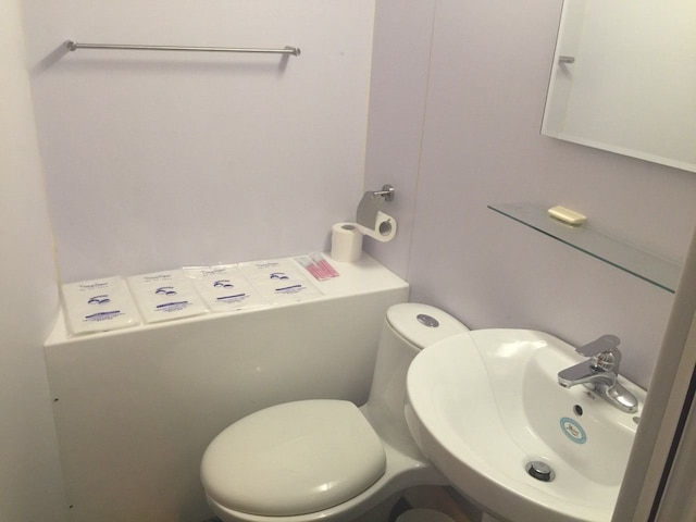 墾丁後壁湖キャンピング カー (墾丁後壁湖露營車民宿)