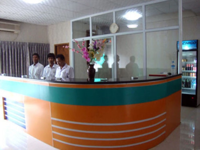 アウン タ ピイ ホテル 2