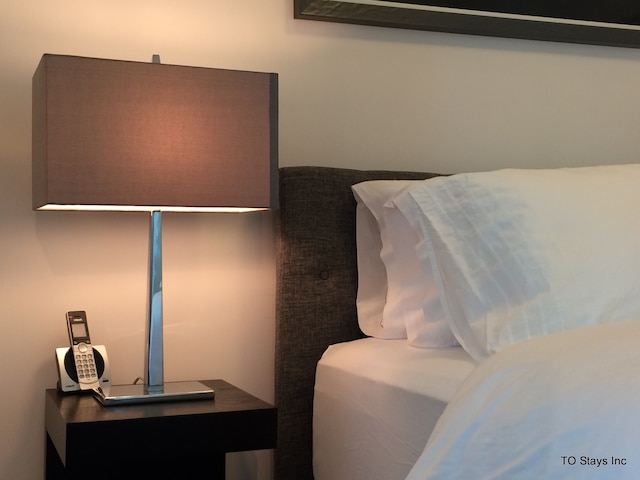 トゥ ステイズ - ヨーク アンド レイクショア