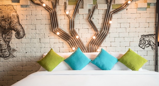 シー クレスト バイ ジョムティエン