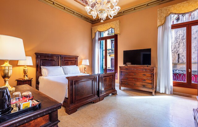 アンティコ ポルテゴ