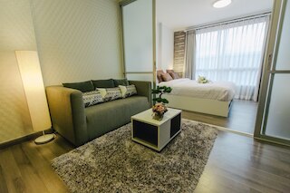 ビエンホムニャン スイート チェンマイ アット D ヴィエン コンド