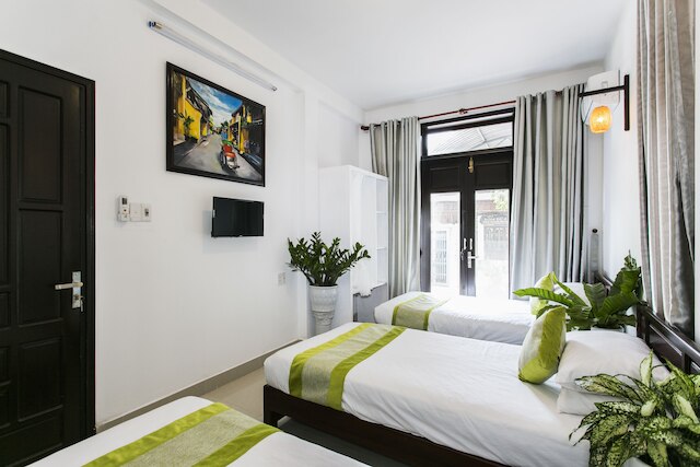 ココナッツ ハムレット ホームステイ