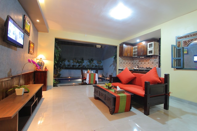 ザ セサリ ジンバラン