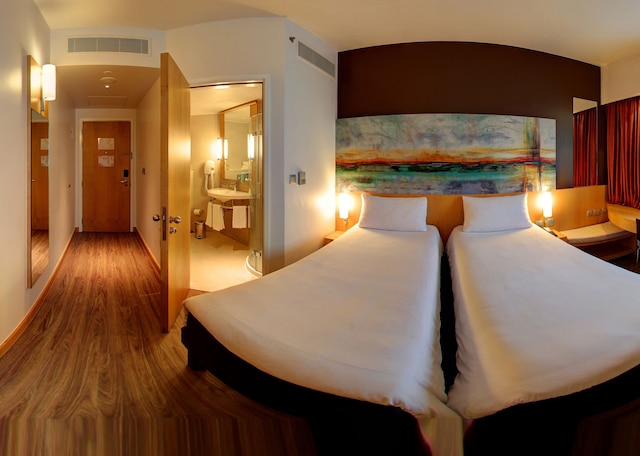 イビス ワン セントラル ホテル