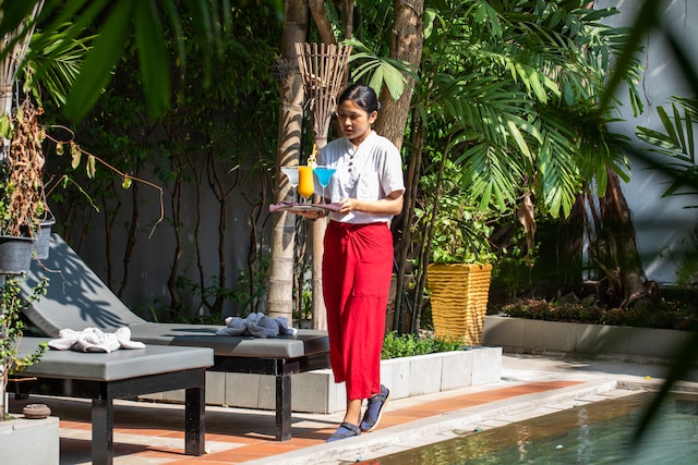 インドラ ポラック レジデンス ホテル