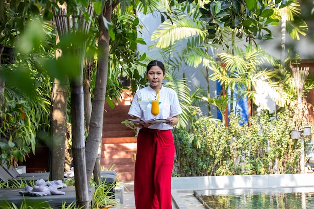 インドラ ポラック レジデンス ホテル