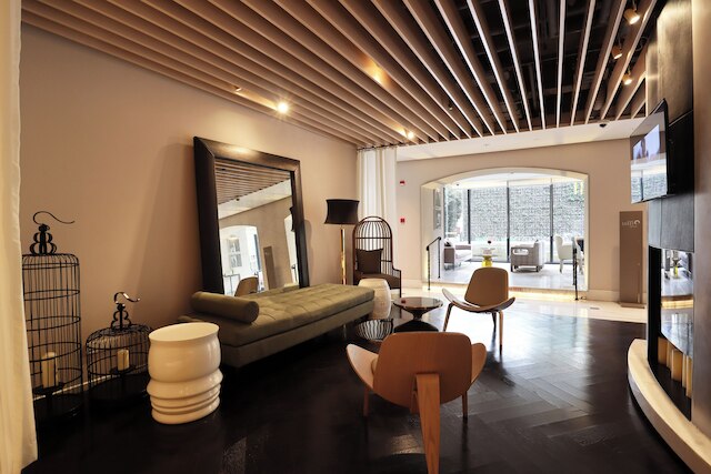 ジンジャン メトロポロ ホテル クラシック 上海 ジンガン (錦江都城上海達華經典酒店)