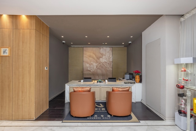 ジンジャン メトロポロ ホテル クラシック 上海 ジンガン (錦江都城上海達華經典酒店)